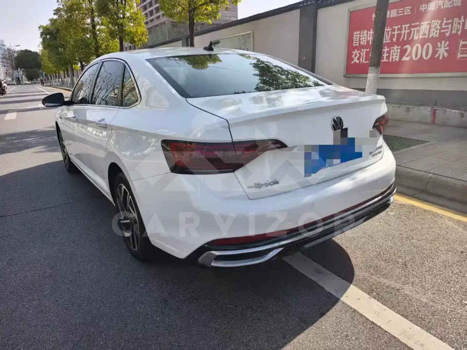 Volkswagen Sagitar