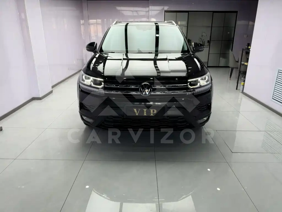 Volkswagen Tharu