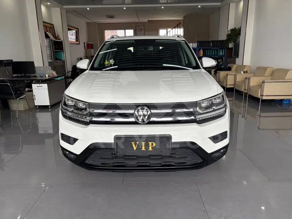 Volkswagen Tharu