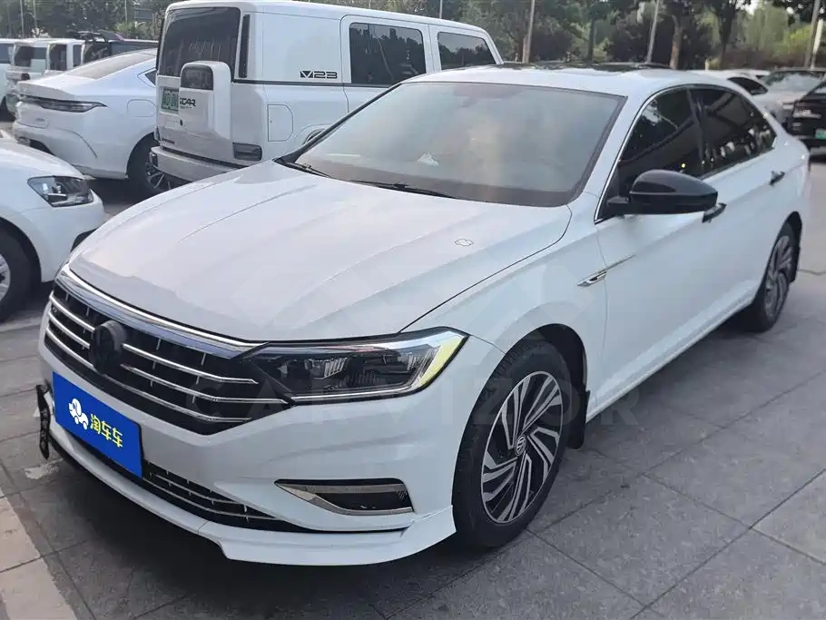 Volkswagen Sagitar