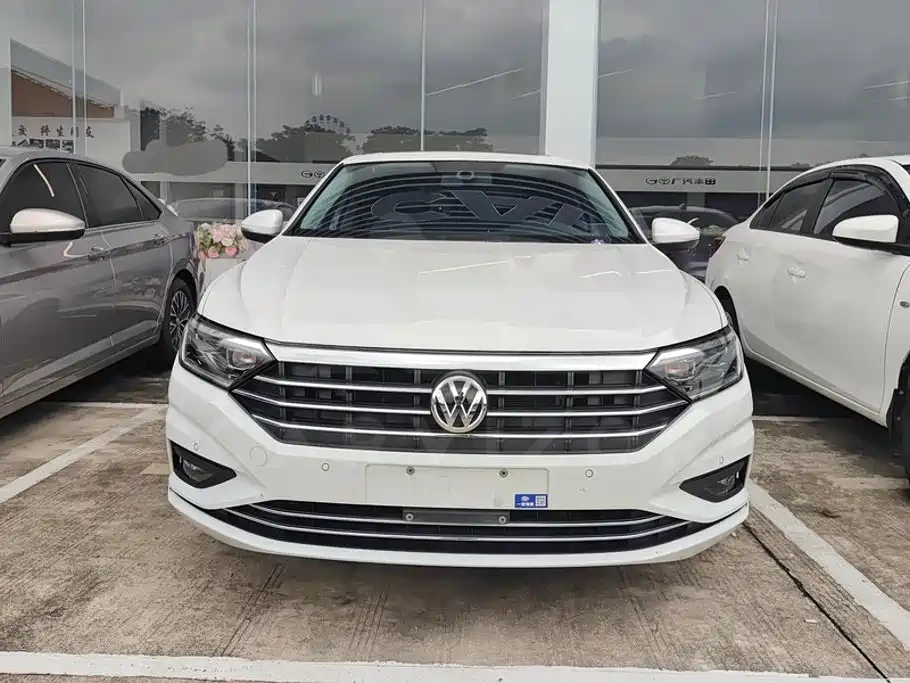 Volkswagen Sagitar