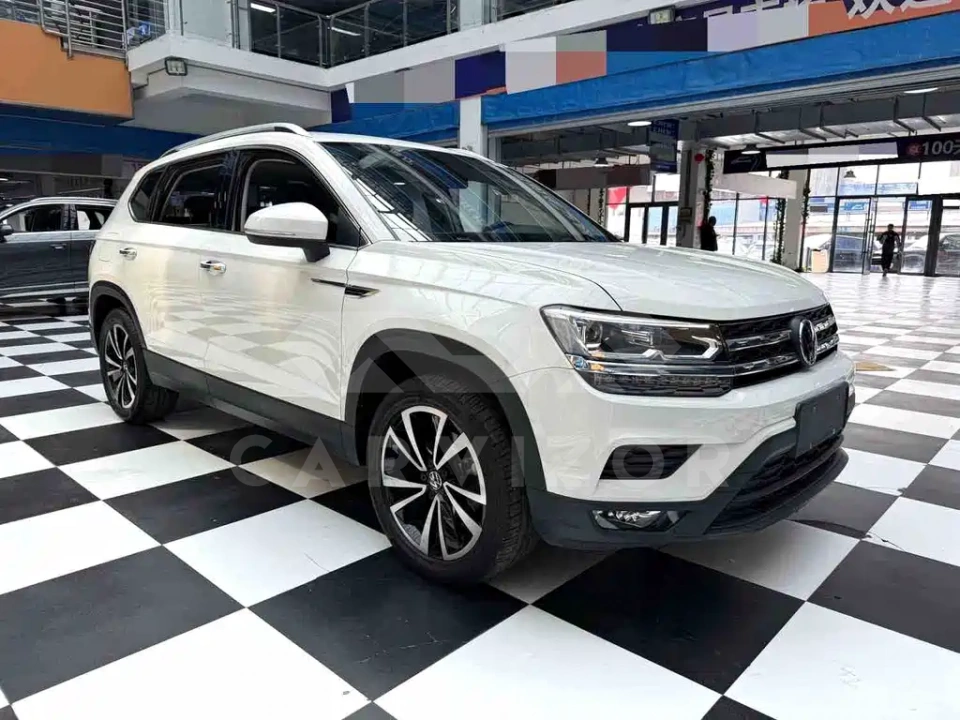Volkswagen Tharu