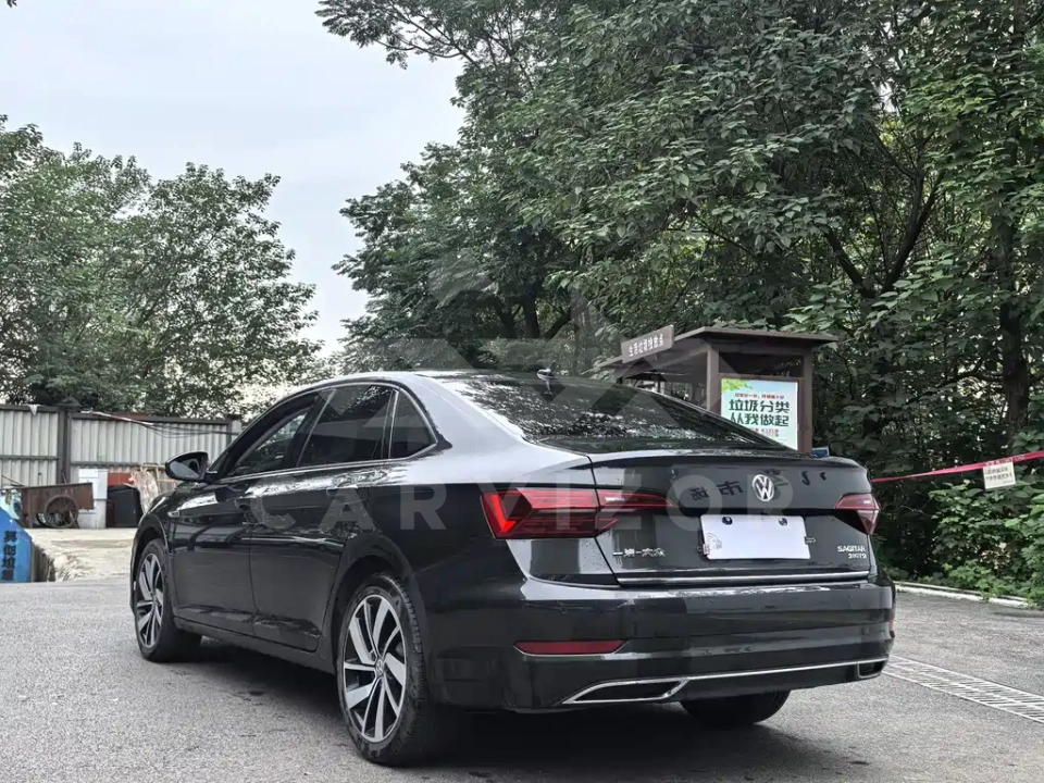 Volkswagen Sagitar