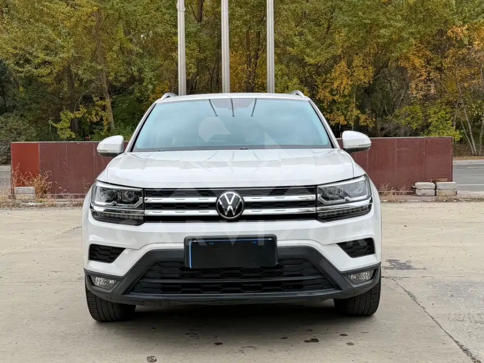 Volkswagen Tharu