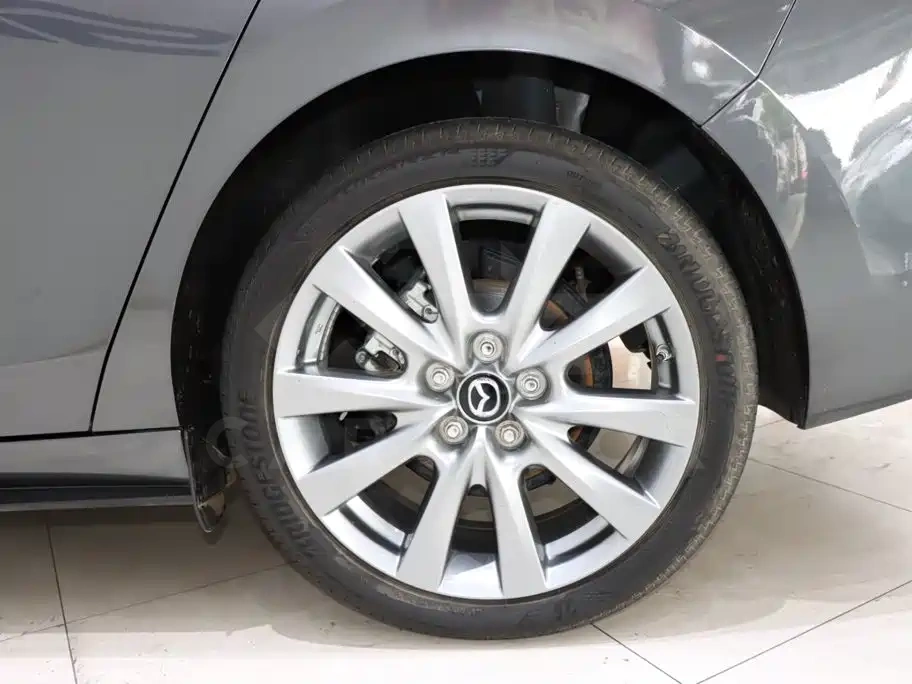Mazda 3 Axela
