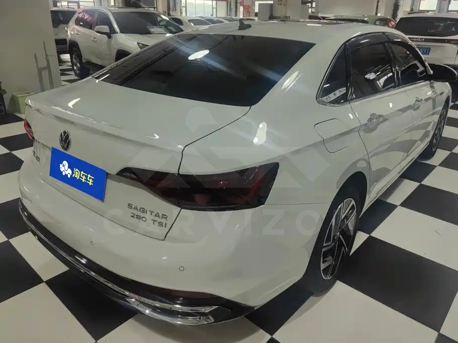 Volkswagen Sagitar