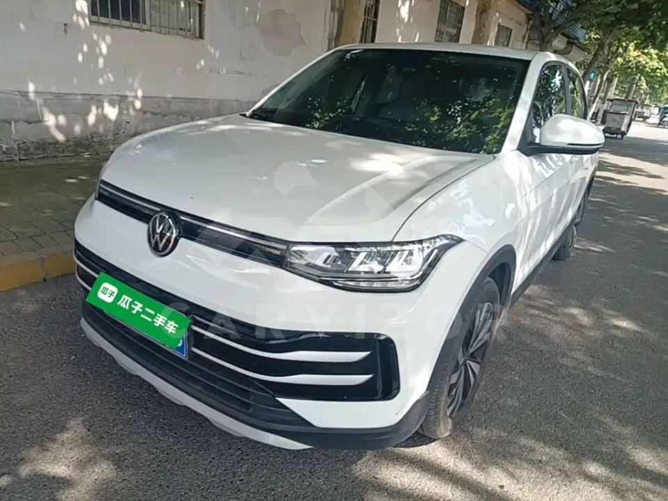 Volkswagen Tharu
