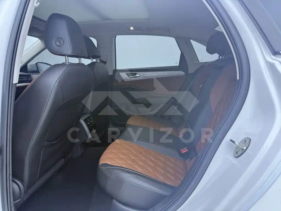 Volkswagen Sagitar