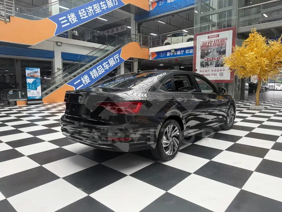 Volkswagen Sagitar