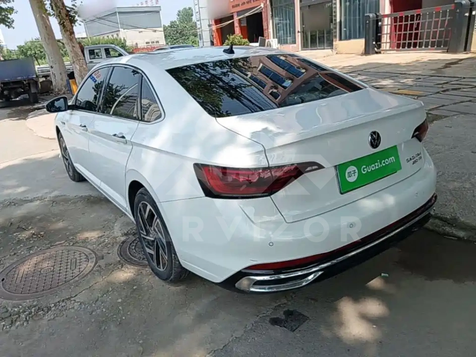Volkswagen Sagitar