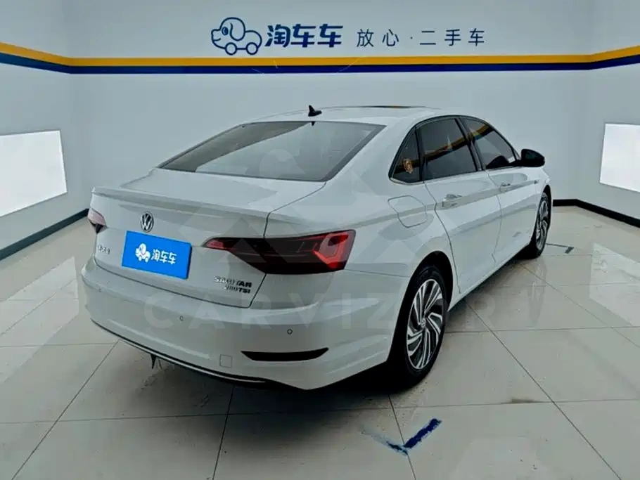 Volkswagen Sagitar