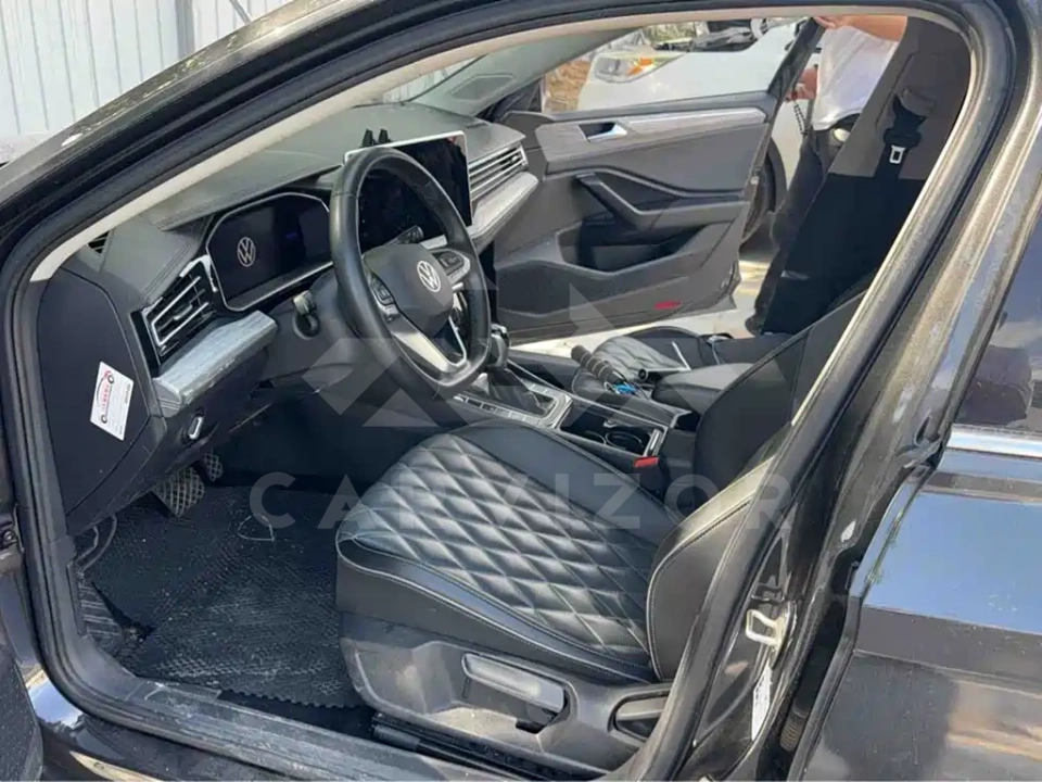 Volkswagen Sagitar