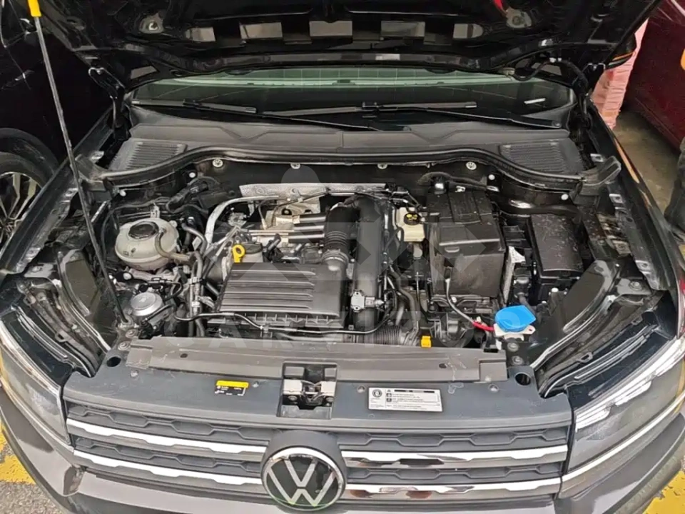 Volkswagen Tharu