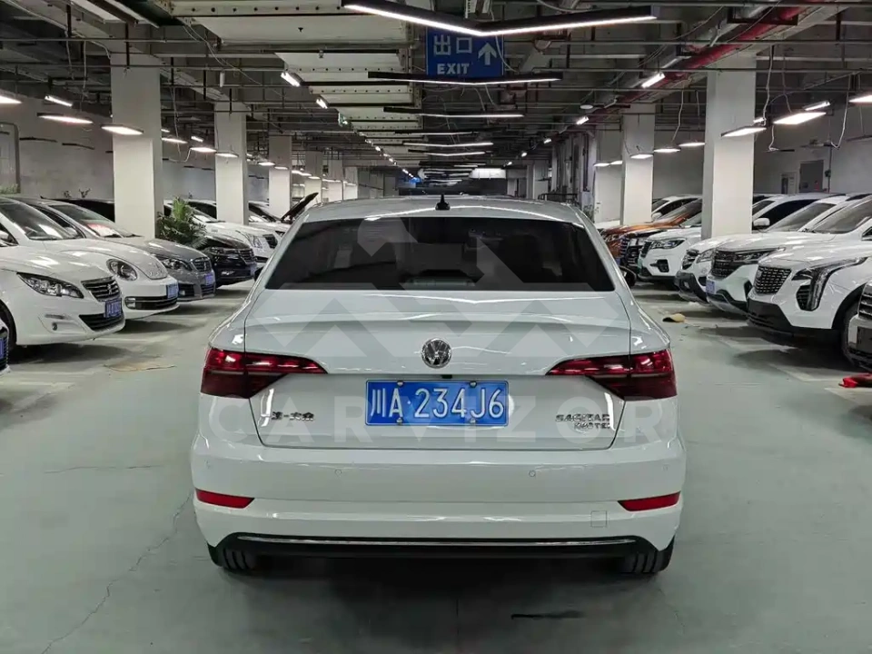 Volkswagen Sagitar