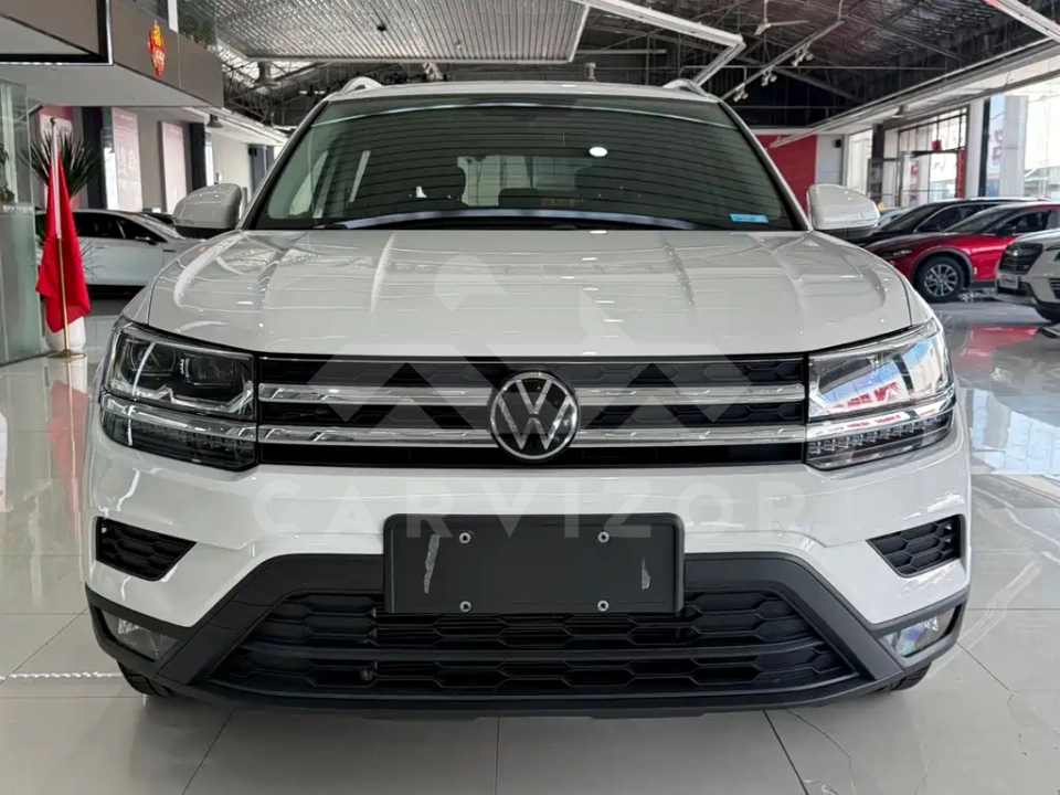 Volkswagen Tharu