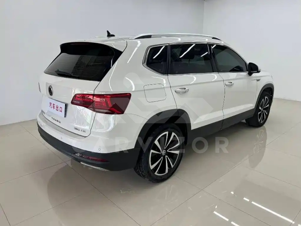 Volkswagen Tharu