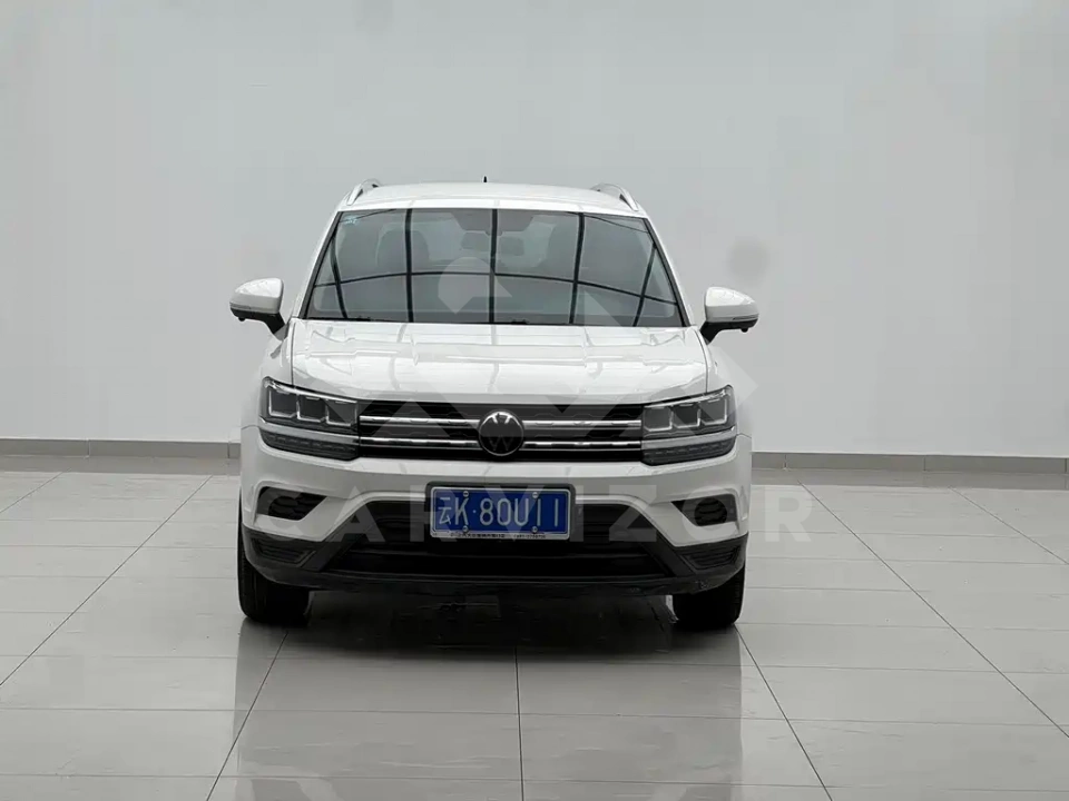 Volkswagen Tharu