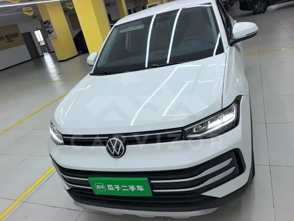 Volkswagen Tharu