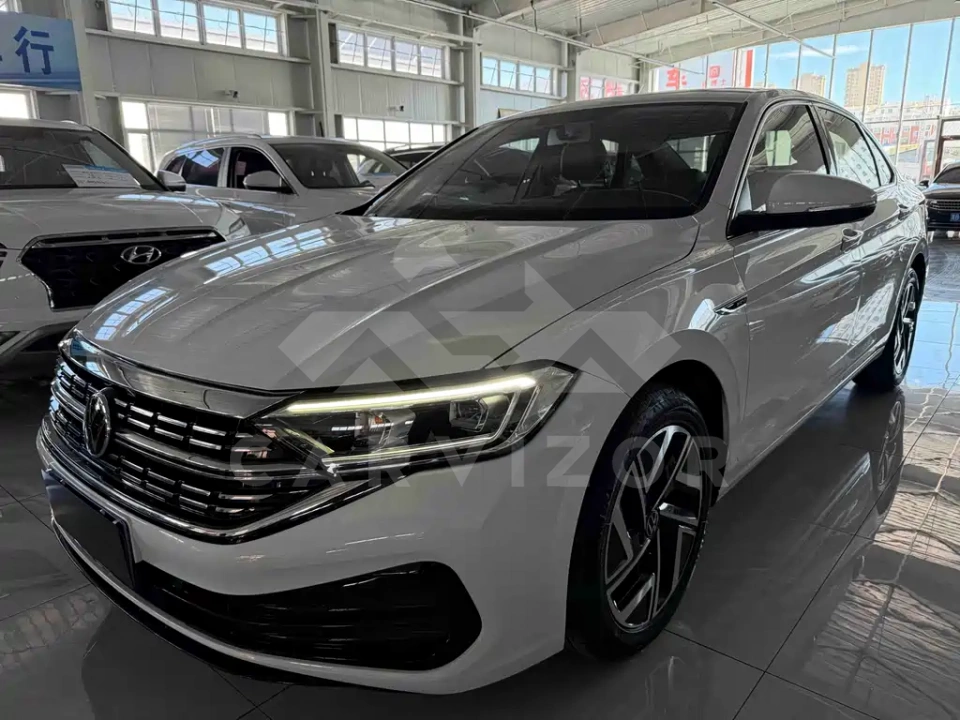 Volkswagen Sagitar