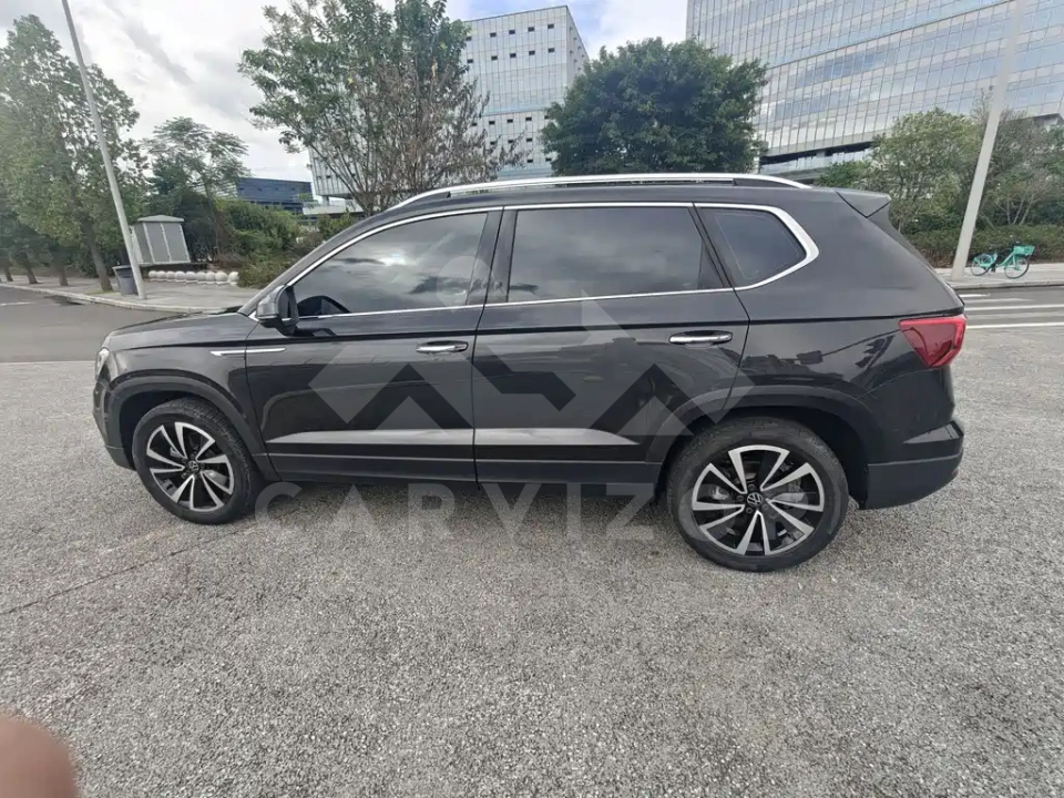Volkswagen Tharu