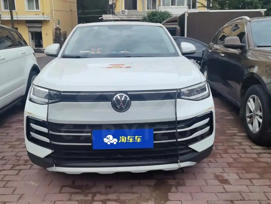 Volkswagen Tharu