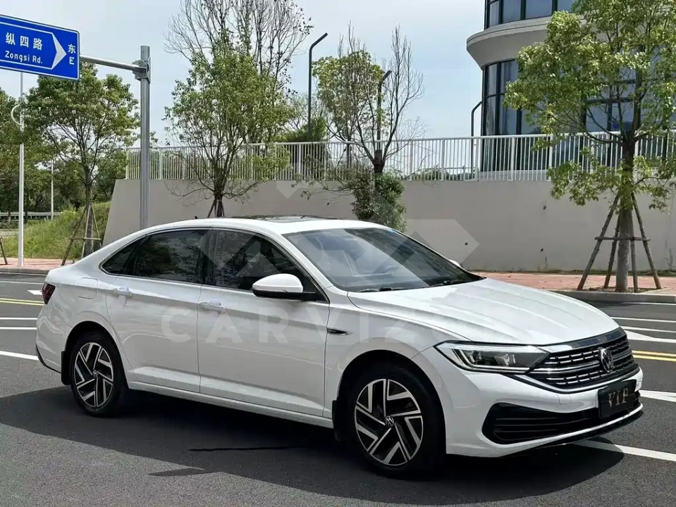 Volkswagen Sagitar