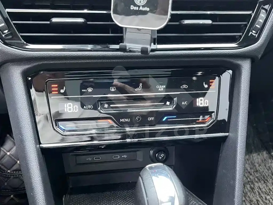 Volkswagen Tharu