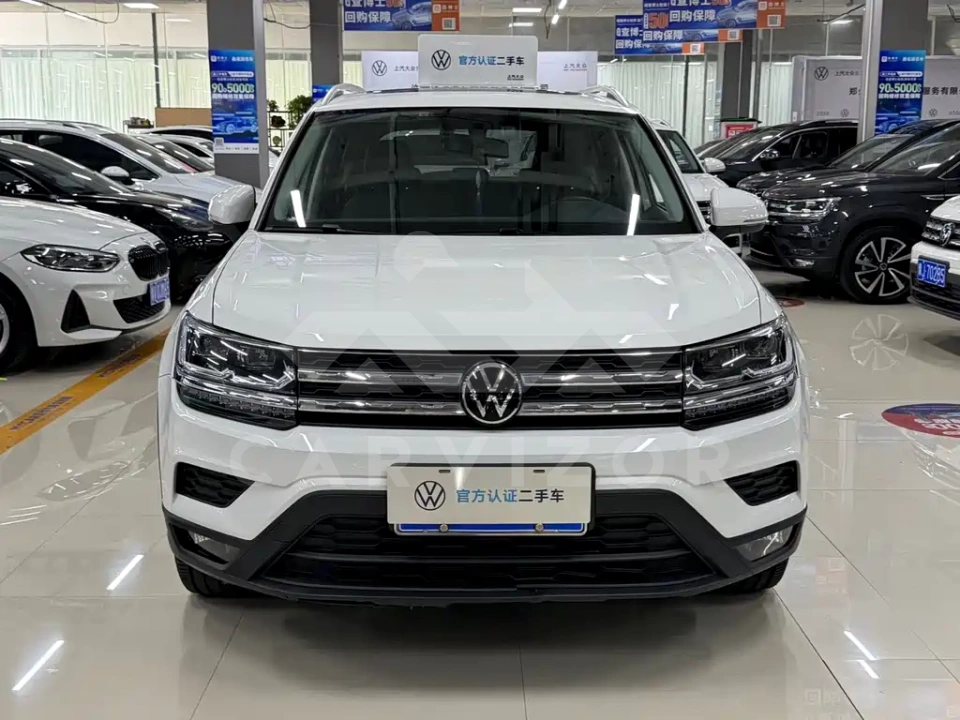 Volkswagen Tharu
