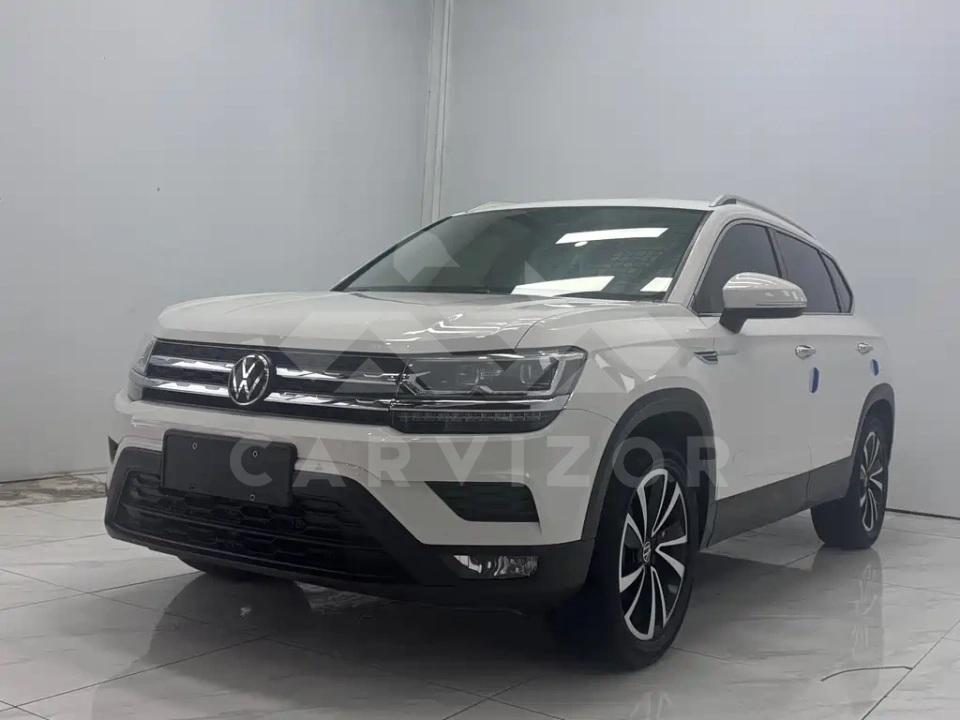 Volkswagen Tharu