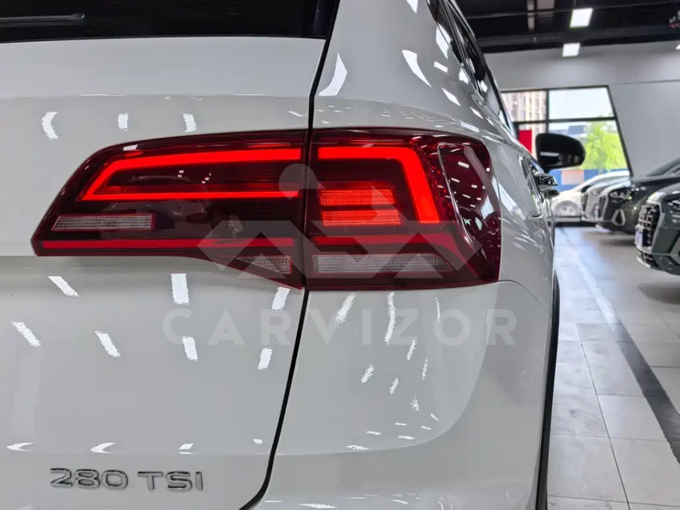 Volkswagen Tharu