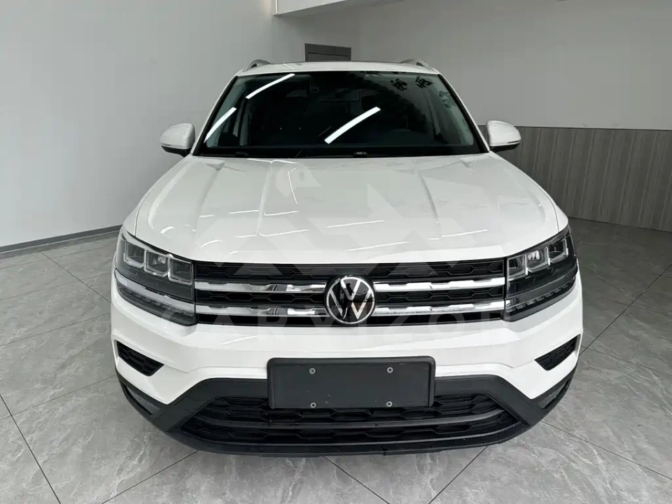 Volkswagen Tharu