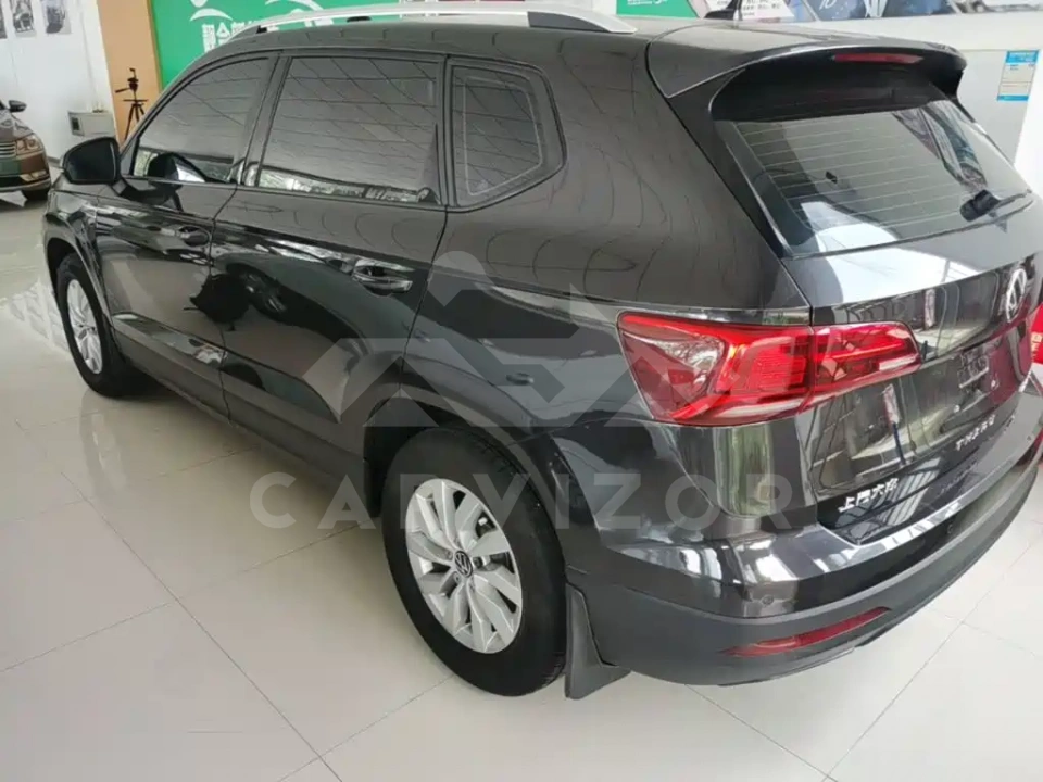 Volkswagen Tharu