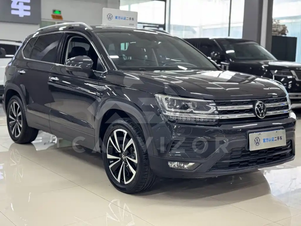 Volkswagen Tharu