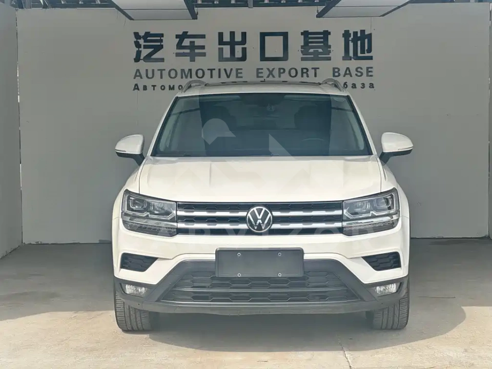 Volkswagen Tharu