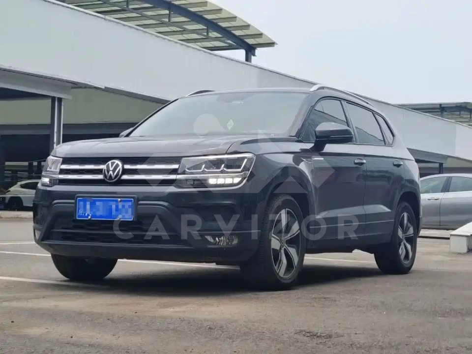 Volkswagen Tharu