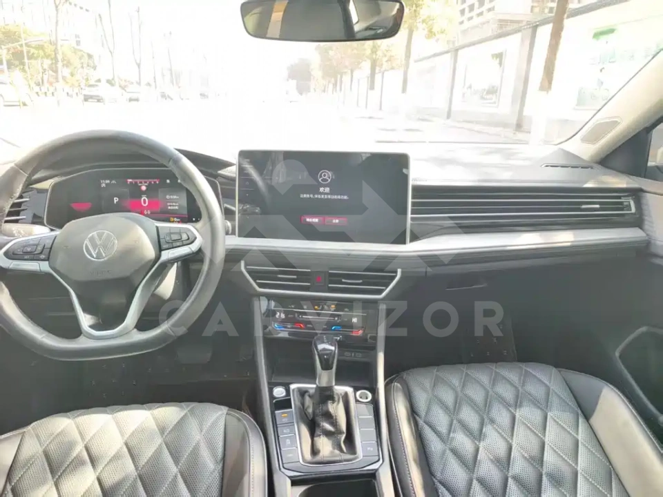 Volkswagen Sagitar