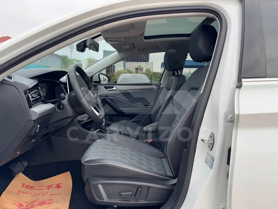 Volkswagen Sagitar