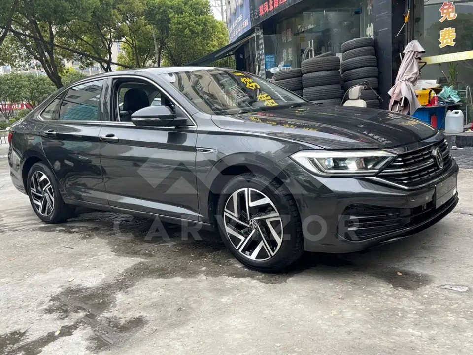 Volkswagen Sagitar