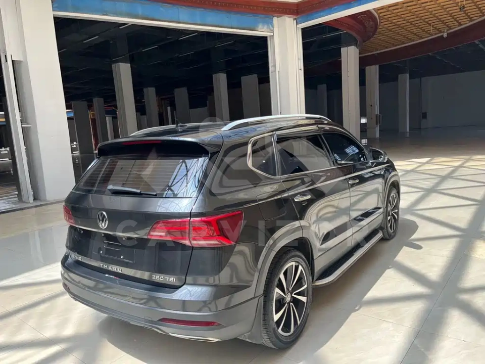 Volkswagen Tharu