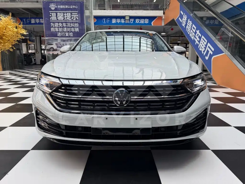 Volkswagen Sagitar