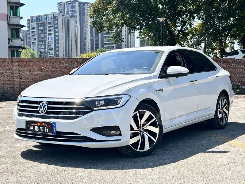 Volkswagen Sagitar