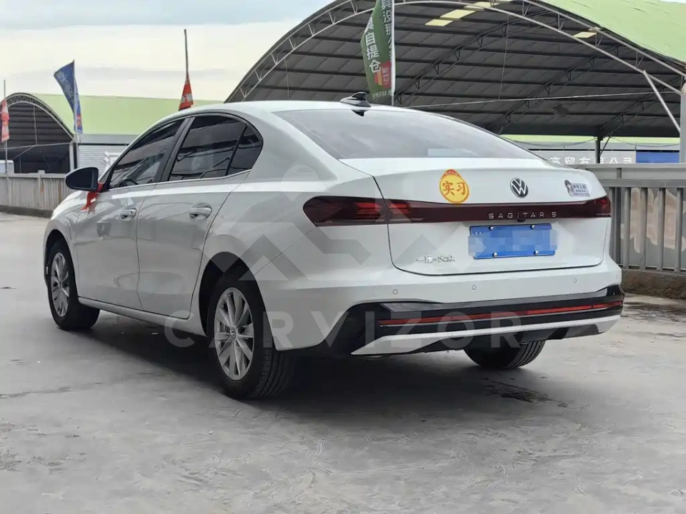 Volkswagen Sagitar