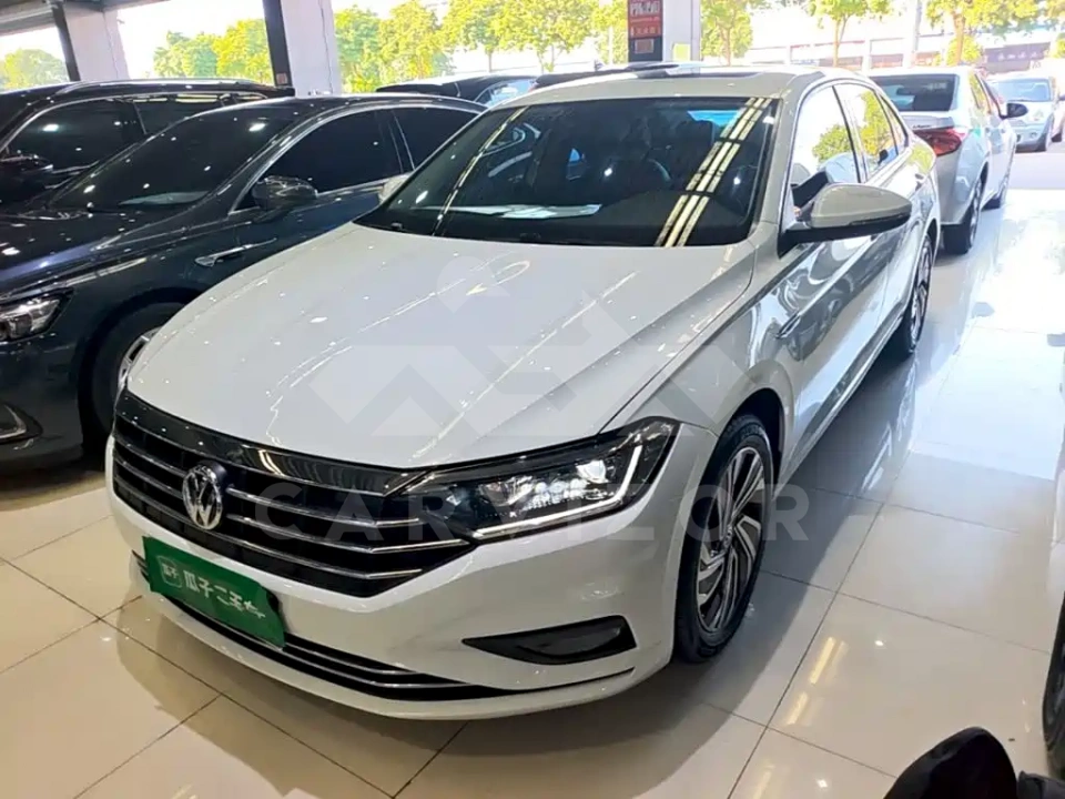 Volkswagen Sagitar