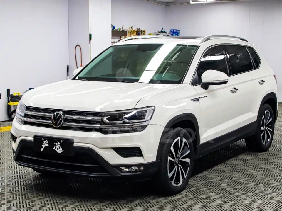 Volkswagen Tharu