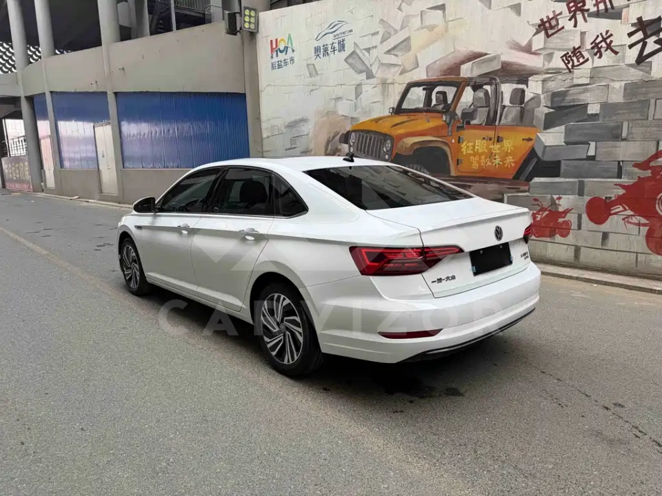 Volkswagen Sagitar
