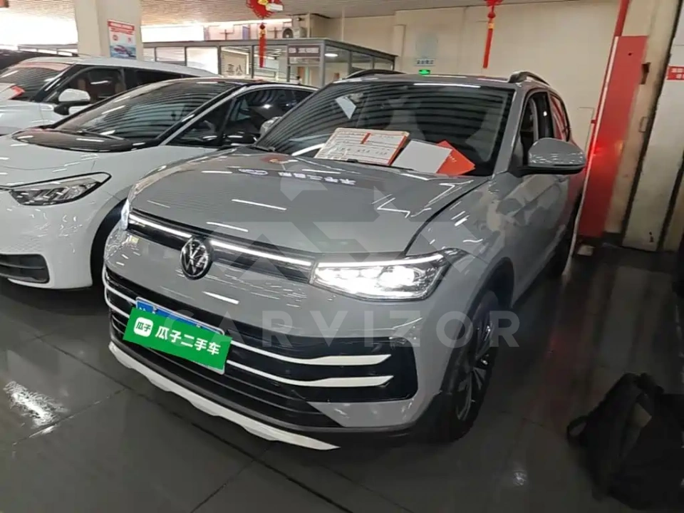 Volkswagen Tharu