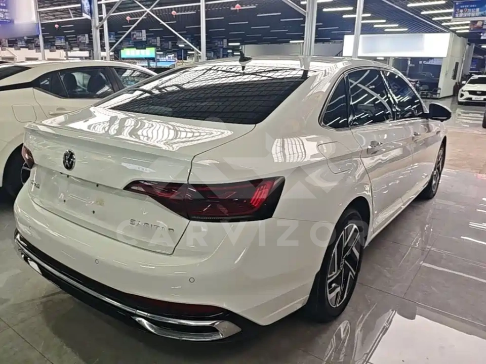 Volkswagen Sagitar