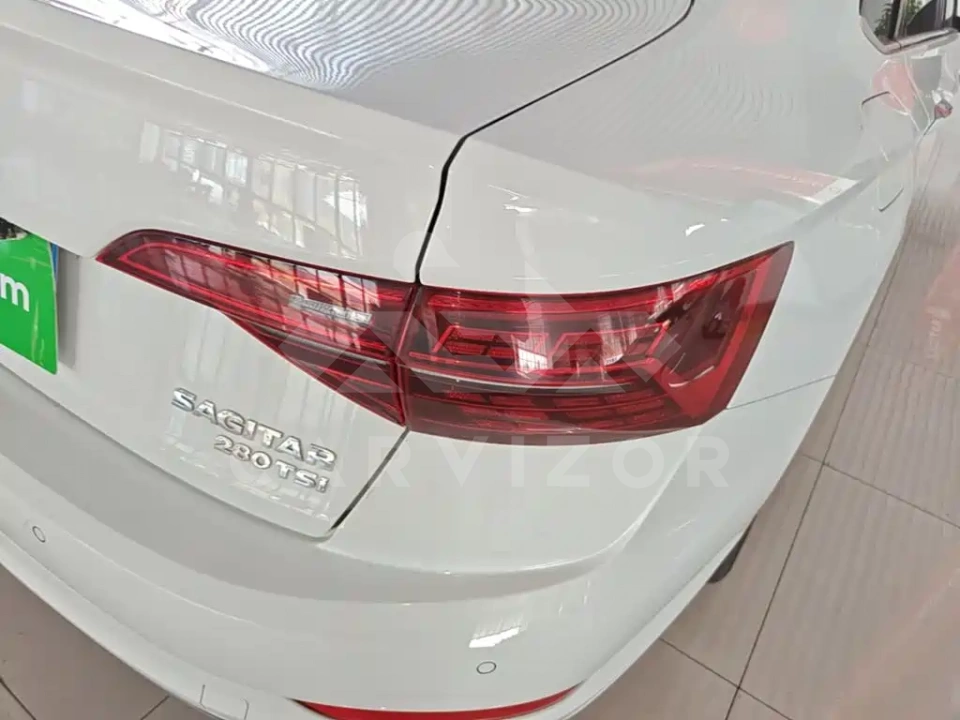 Volkswagen Sagitar