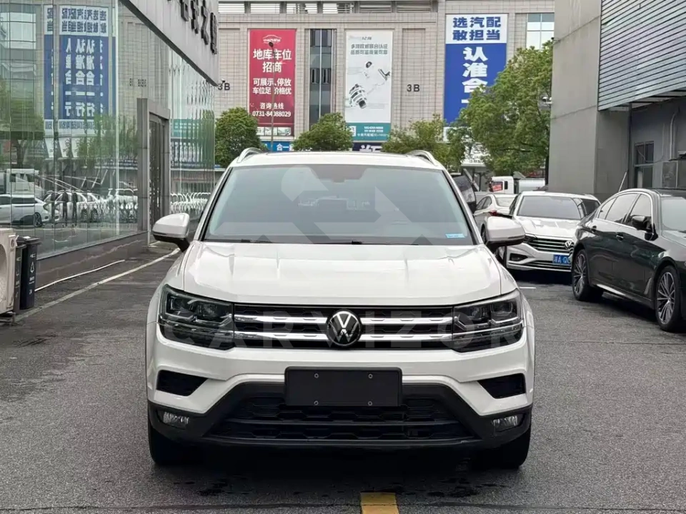 Volkswagen Tharu