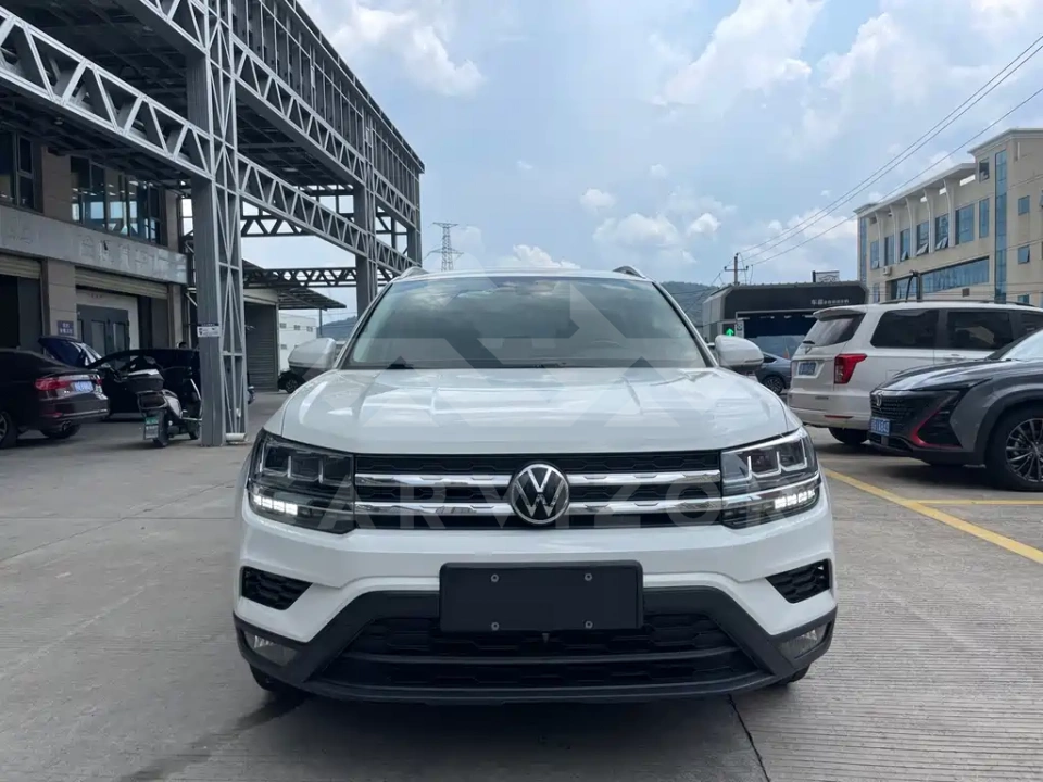 Volkswagen Tharu